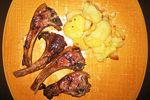 Costillas de cordero a la brasa